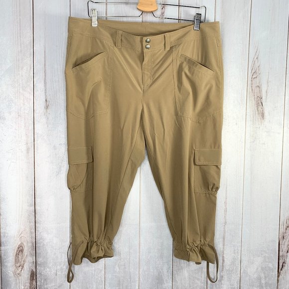 Athleta Pants - Athleta Low Rise Dipper Capri Pants